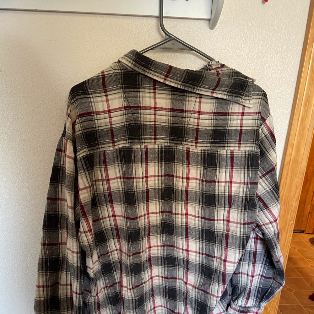 Flannel - Picture 3 of 3